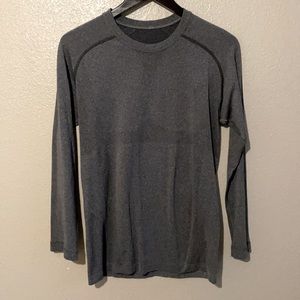 Lululemon pullover Workout Long-sleeve shirt